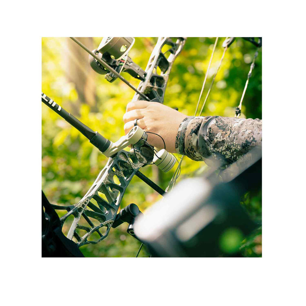 ACU Archery S.O.S. Hunter Elite at the riser