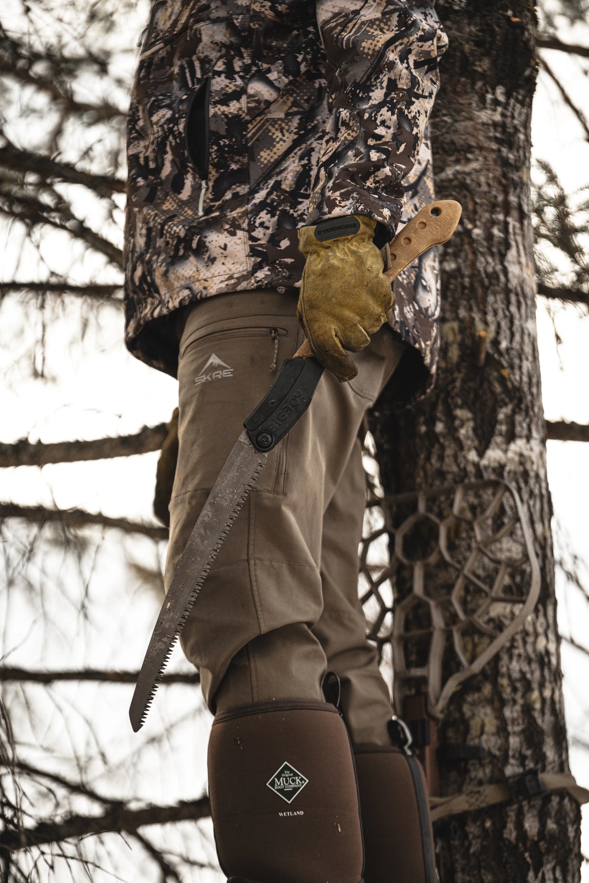 SKRE Venture Flex Pant worn in a treestand, Ash Brown