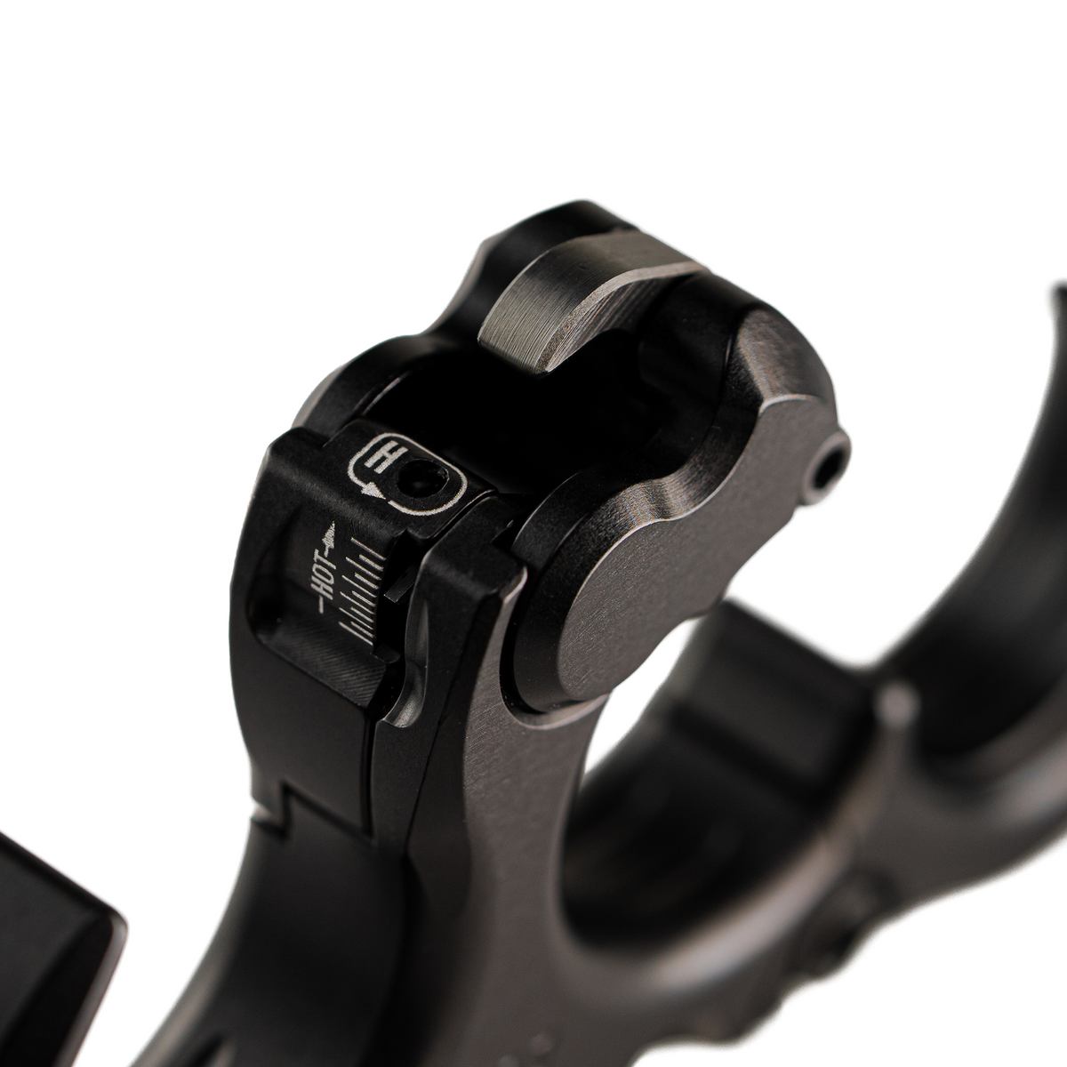 UV Hinge 3 Hooks - hook installed on UV Hinge 3