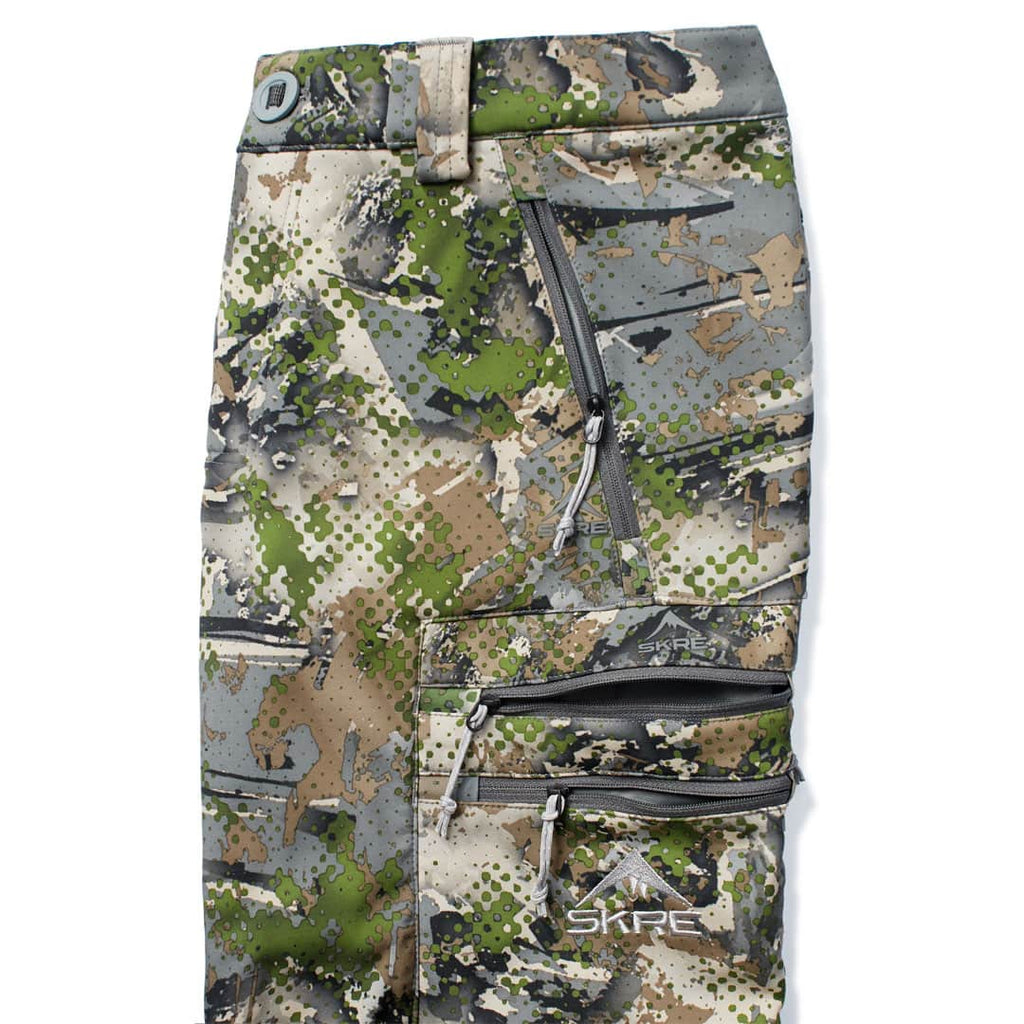 SKRE Kodiak Pant, Summit - zippered cargo pocket detail