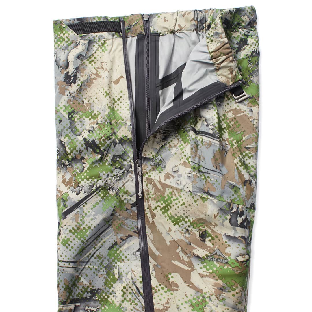 SKRE Nebo Rain Pants, Summit - waist and full-length side zip detail