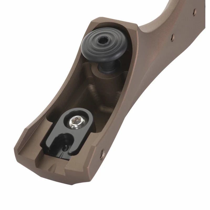 Samick Discovery ILF riser, limb pocket detail