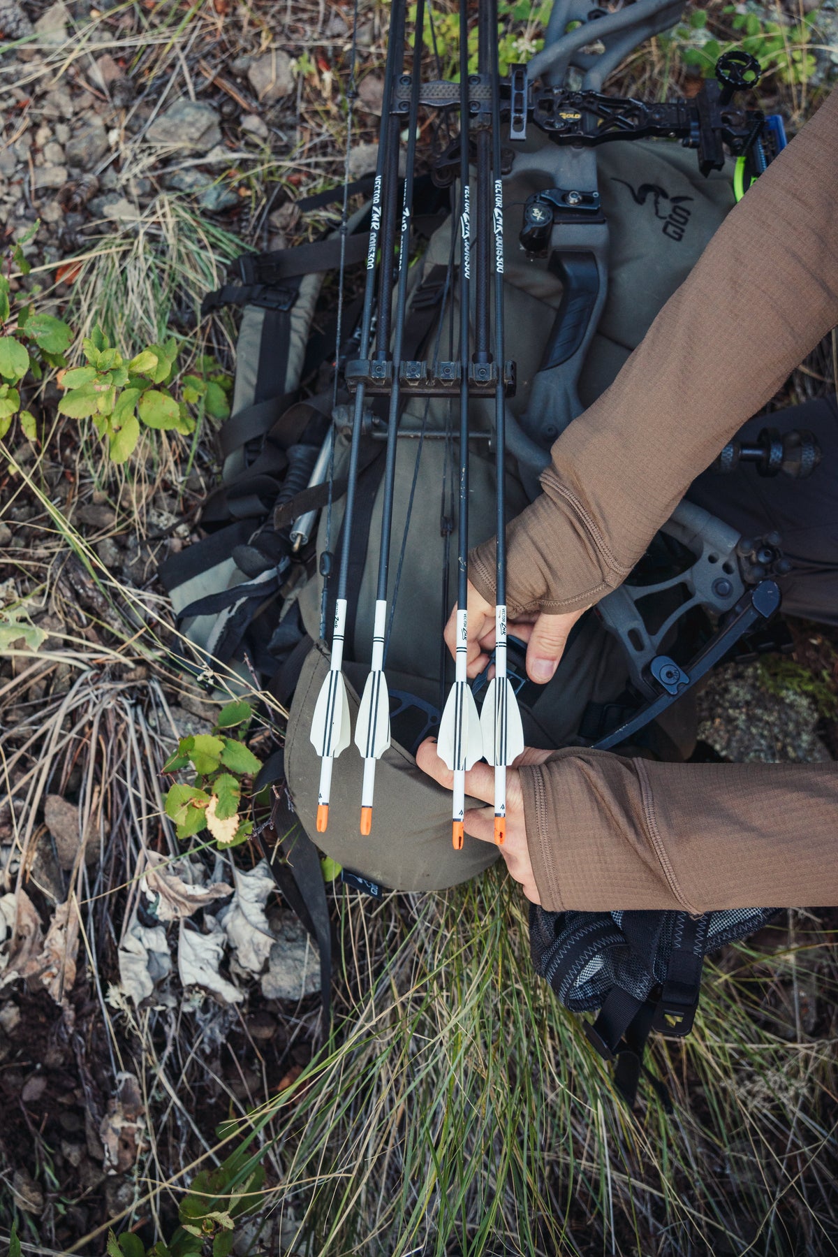 Stone Glacier Bow Sling, bow and pack detail view