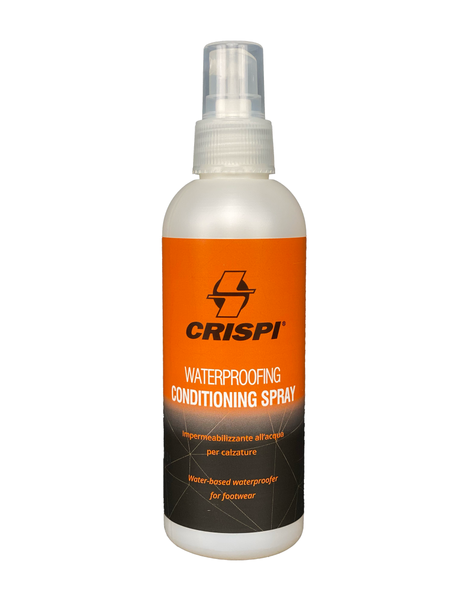 Crispi Waterproofing Conditioning Spray pump bottle