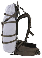 Side view of the Browning Gannett 5500 frame, harness and padded hip belt