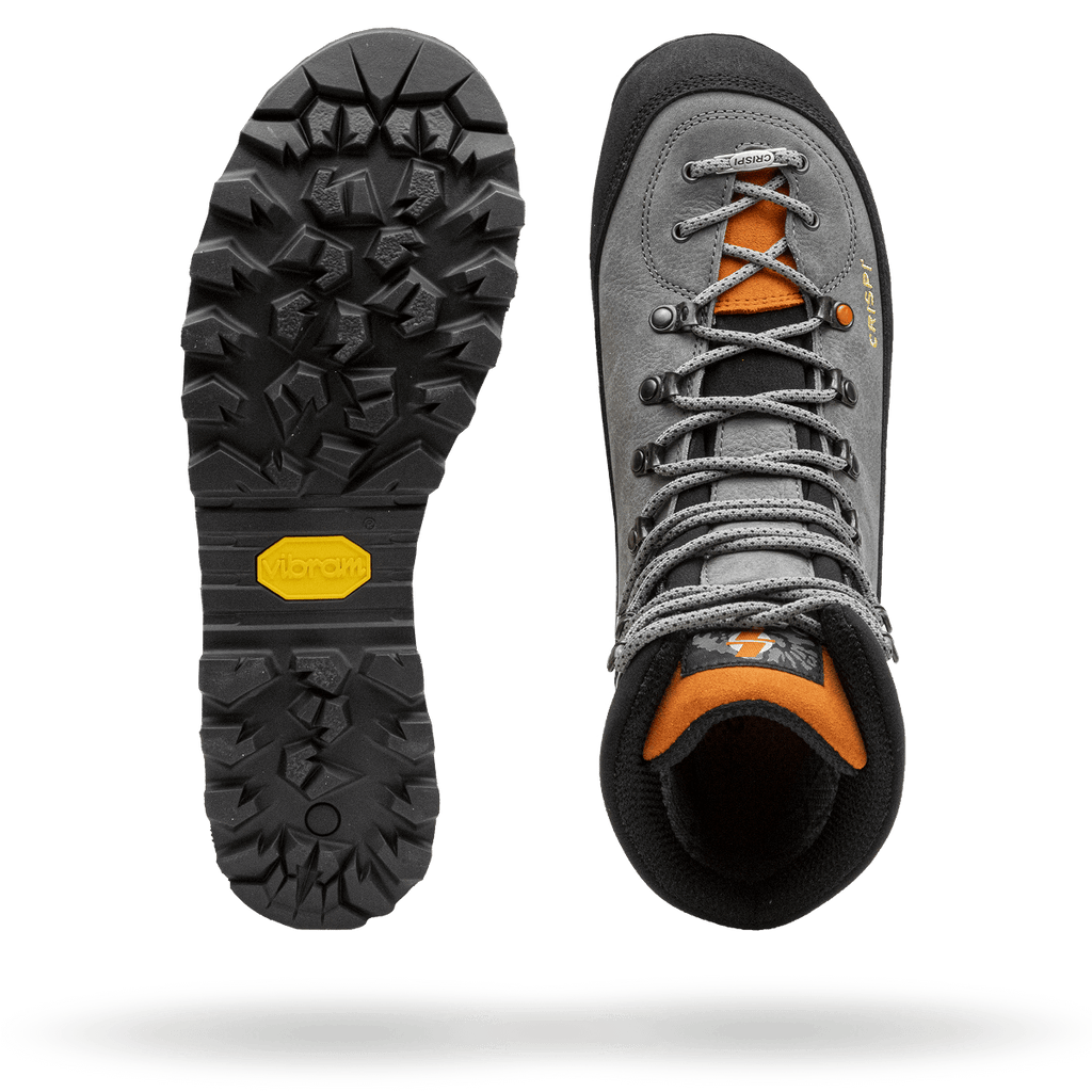 Crispi Lapponia III grey boot Vibram Megagrip outsole tread and top-down view of the upper