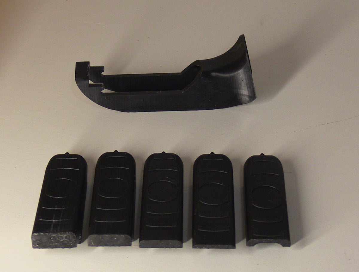 Bedford Archery adjustable Hoyt grip with its five angle backings laid out